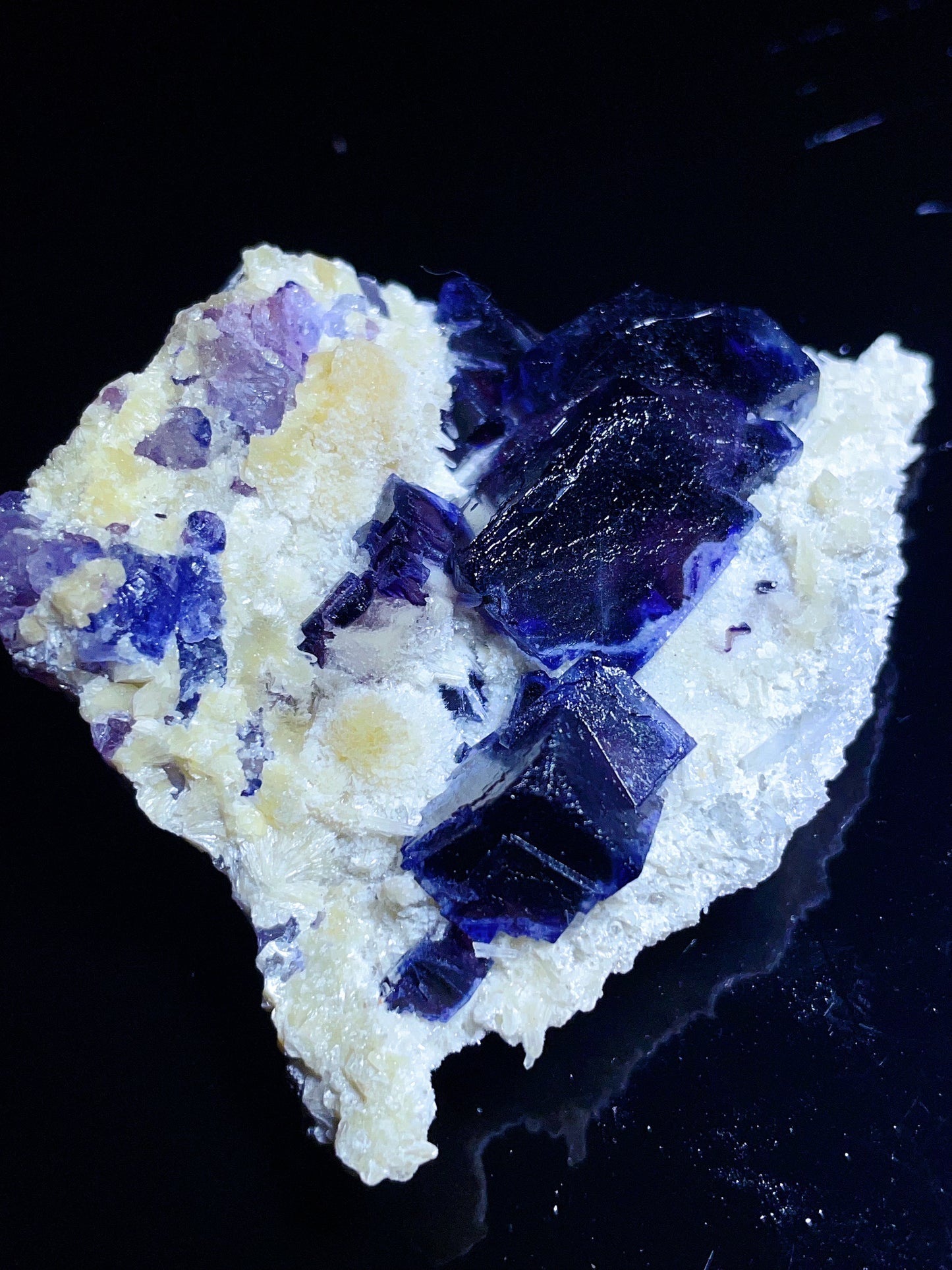 Yindu fluorite specimen from Inner Mongolia