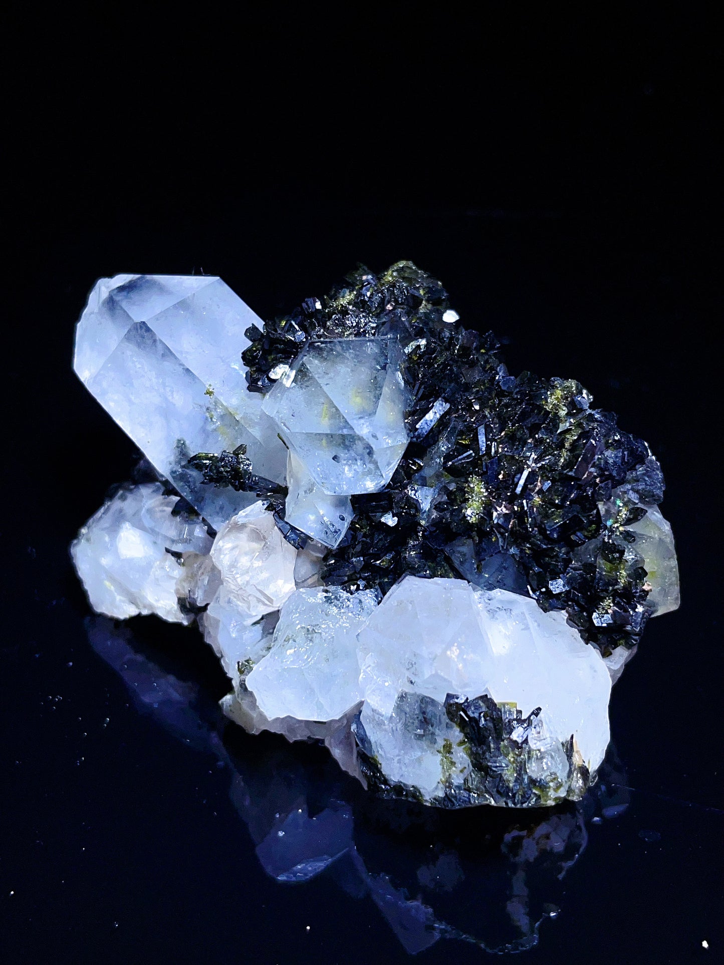 eqidote with quartz specimen from Turkey