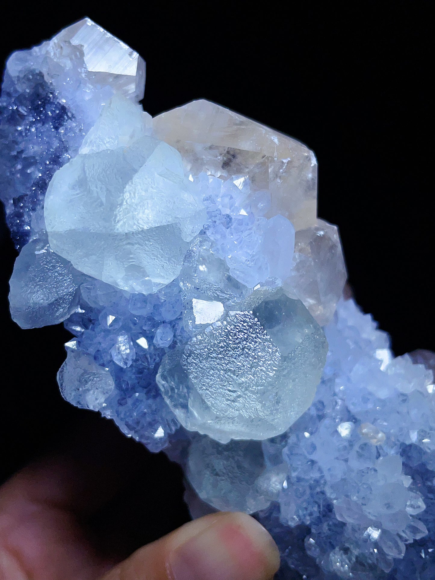 green fluorite with quartz specimen from Fujian China