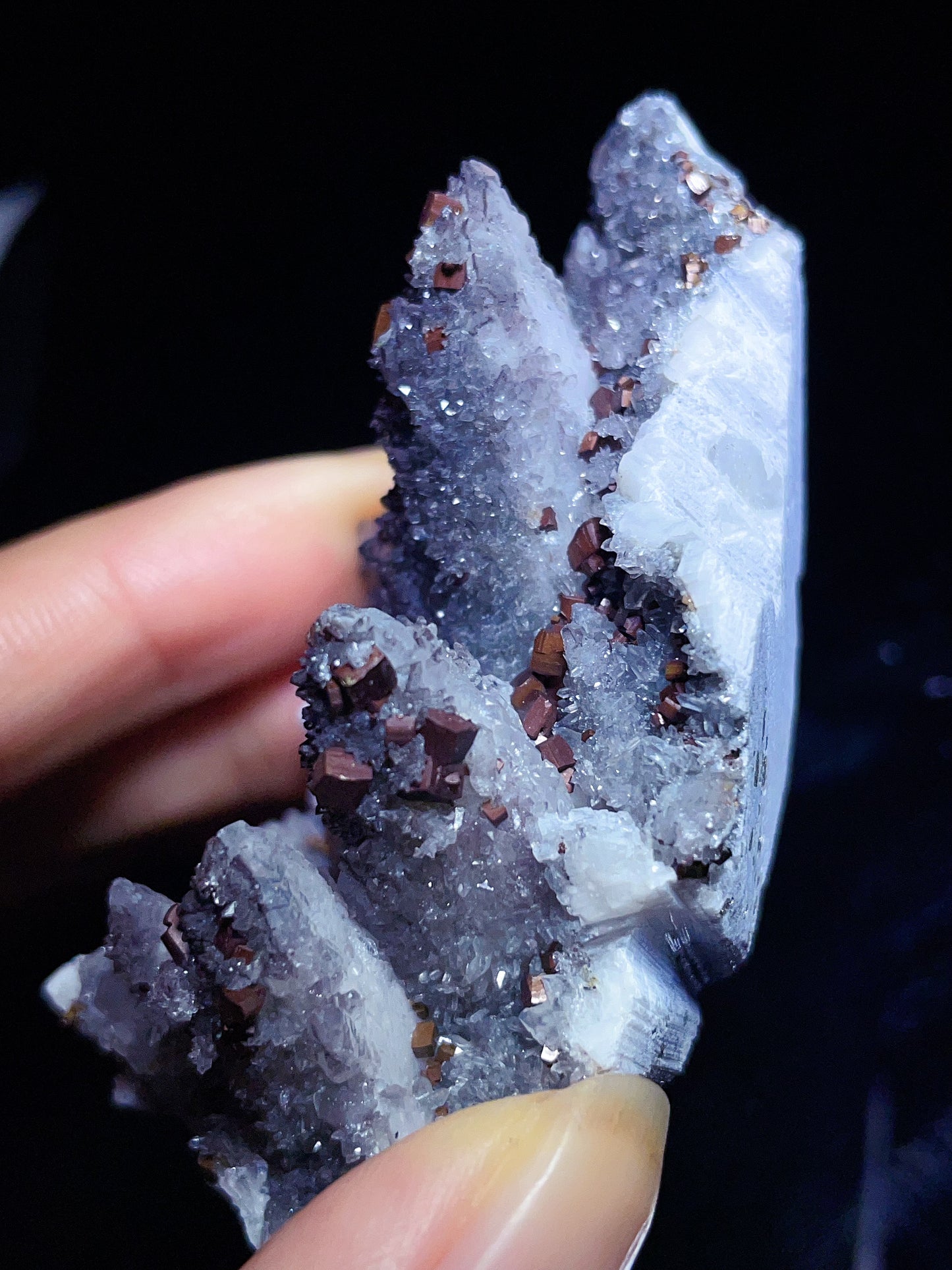 black dogteeth calcite with pyrite specimen from Hunan China