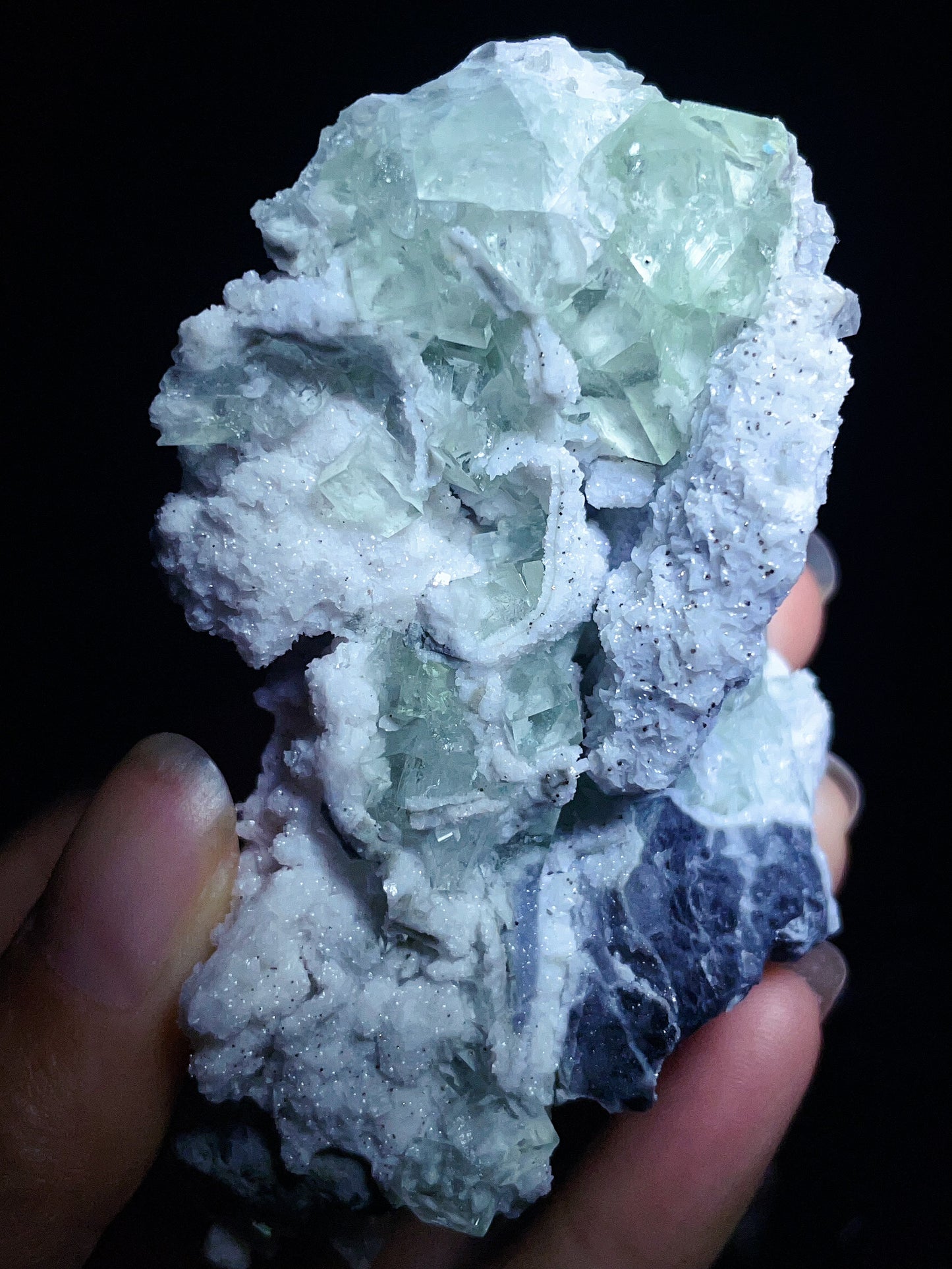 Manaoshan Hunan fluorite with quartz specimen