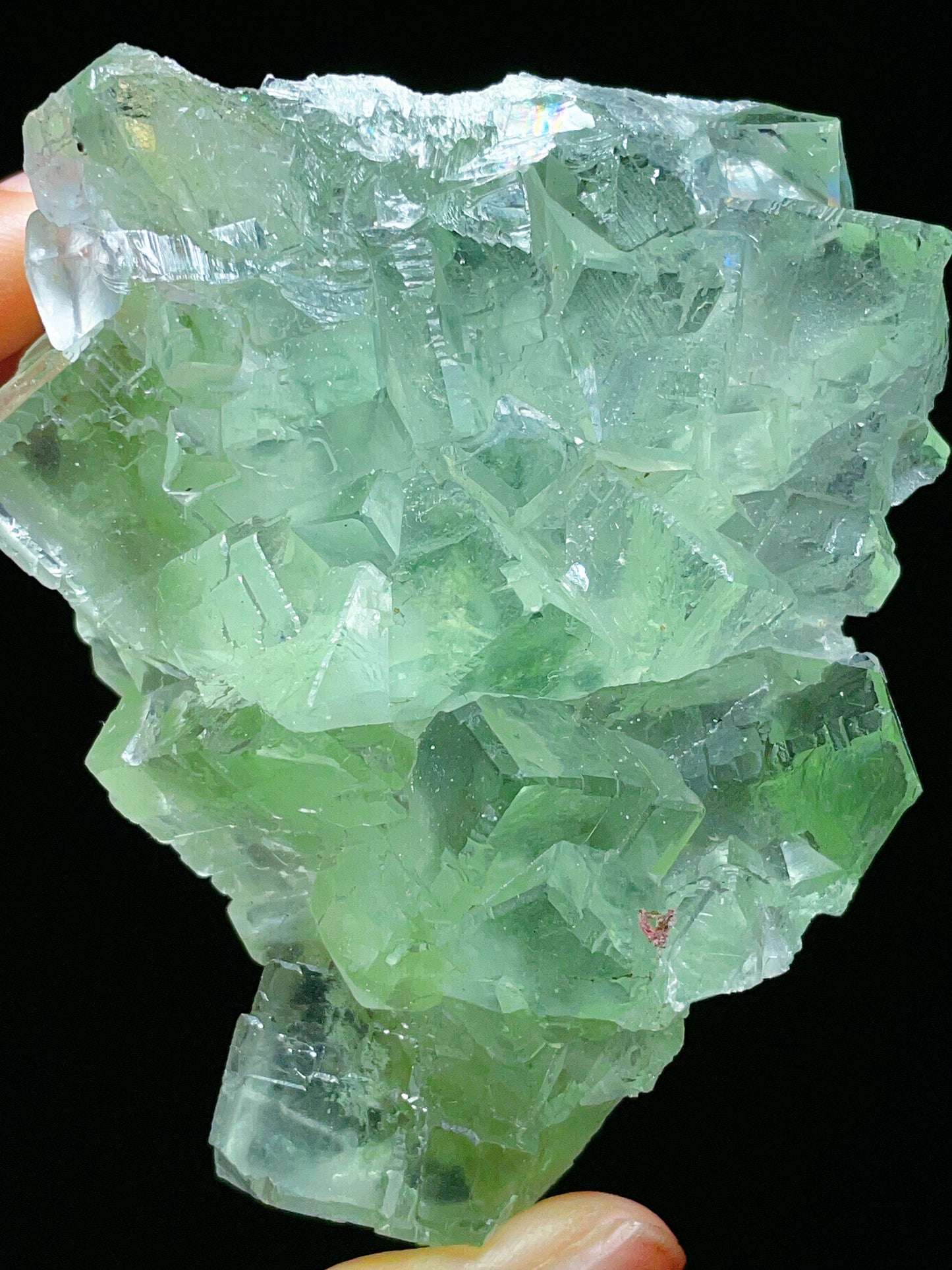 Xianghualing green fluorite specimen