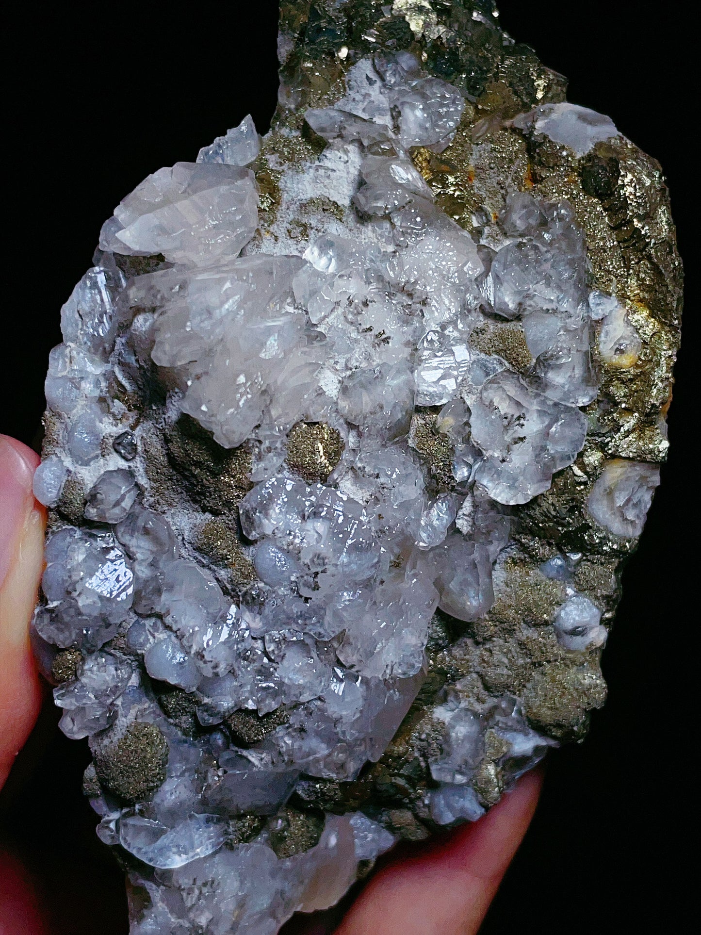 calcite with pyrite hails from Hubei Province