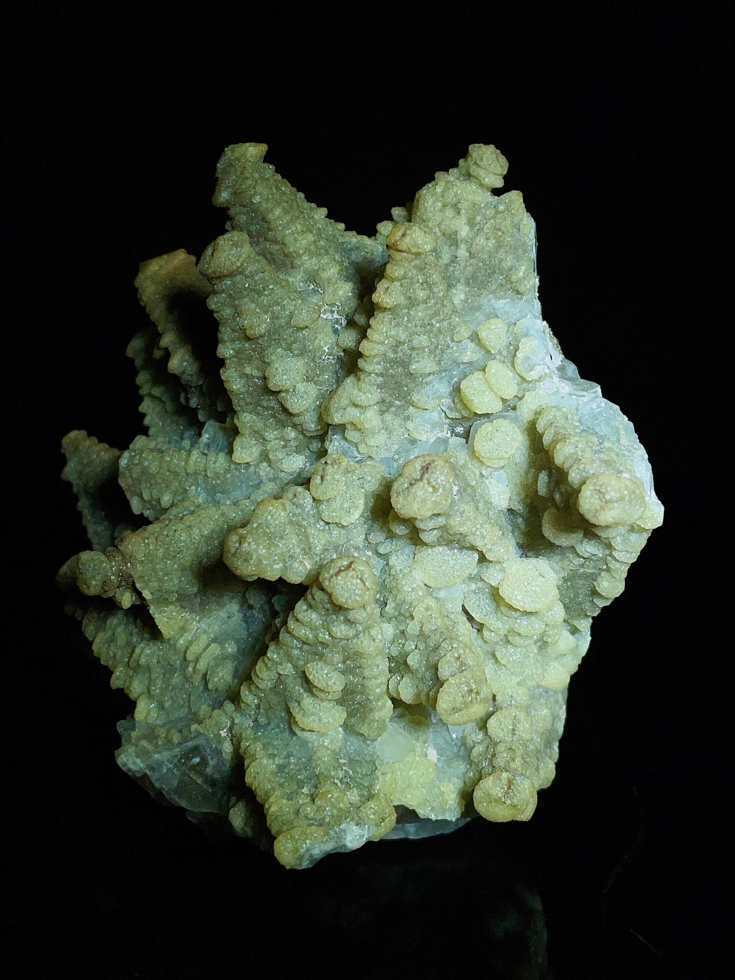 talactitic Calcite specimen from Fengjiashan Mine, Daye, Huangshi City, Hubei Province, China