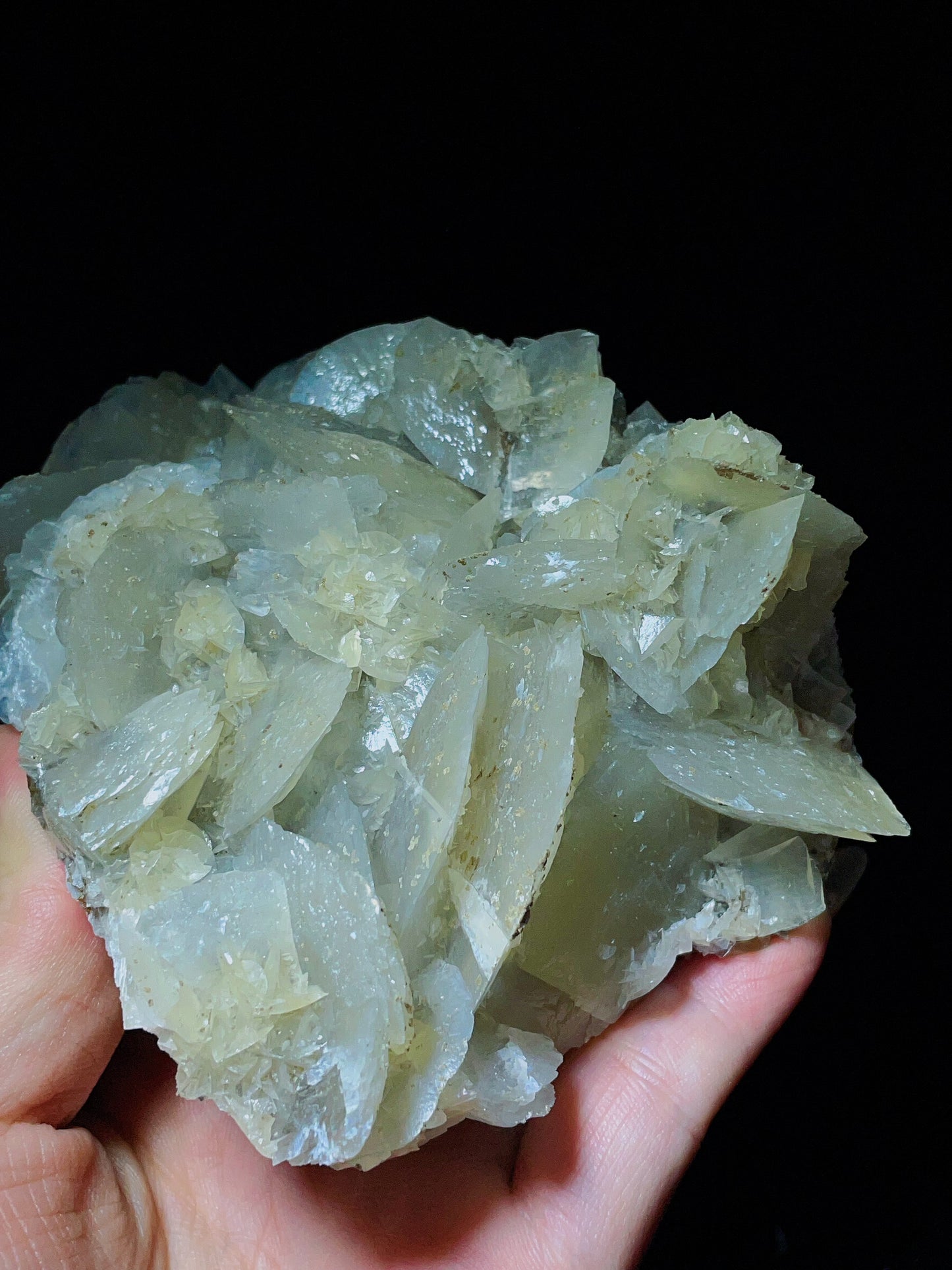 Swallowtail Twin Calcite from Zhangping, Fujian, China.