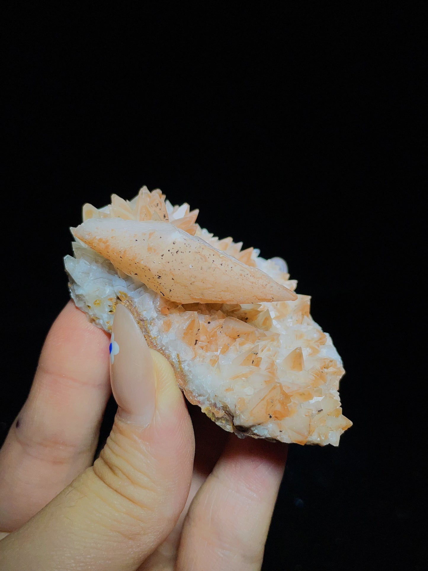 Dogtooth Calcite Cluster from Daye, Hubei, China.