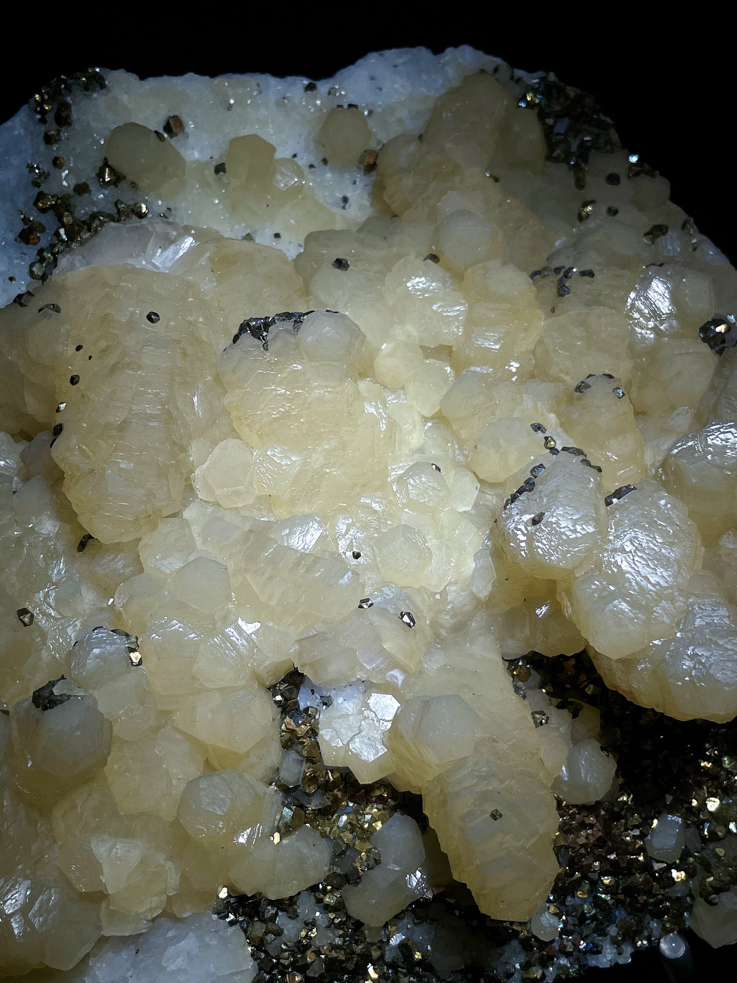 calcite with pyrite origin Fujian
