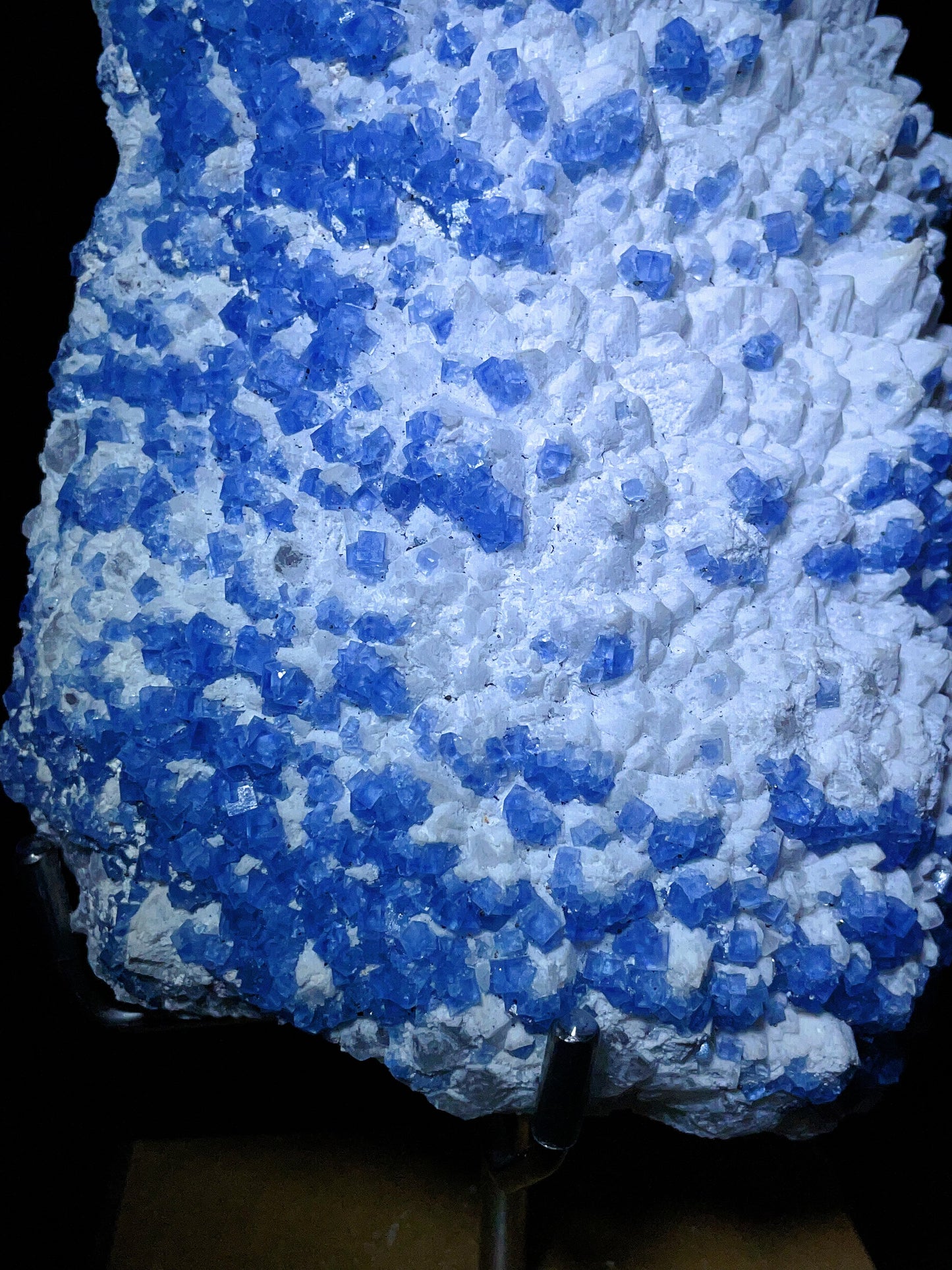 blue fluorite origin Hubei
