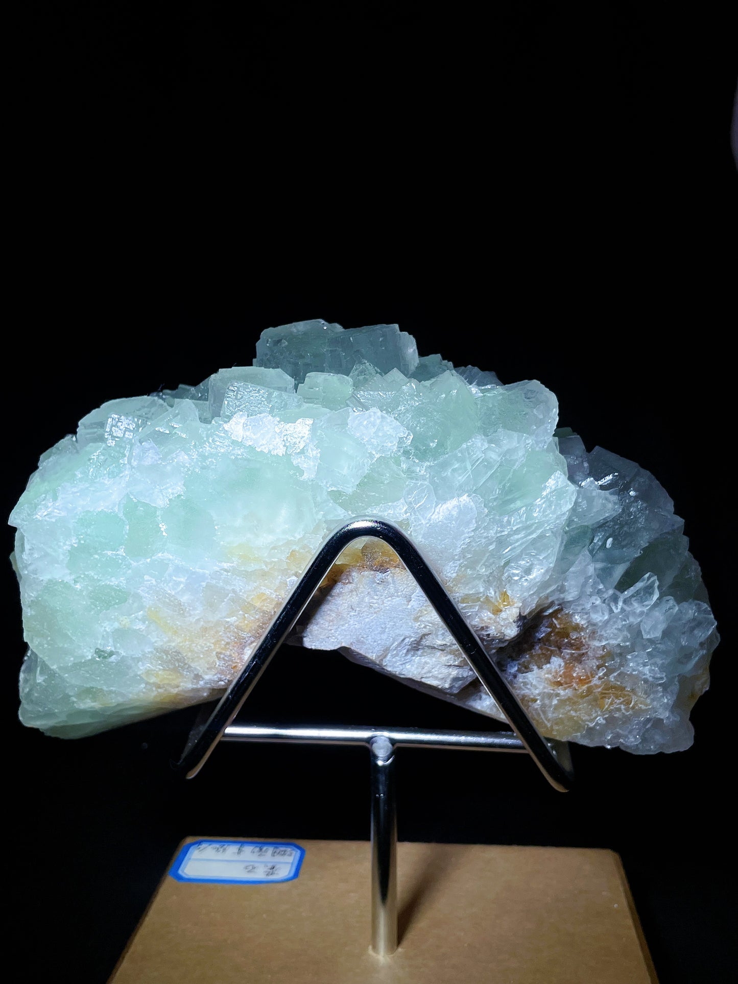 Hunan green fluorite specimen