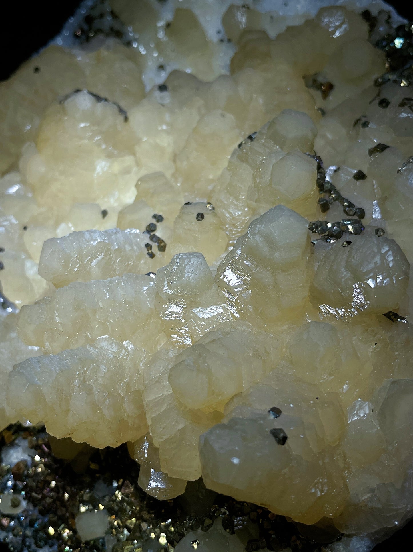 calcite with pyrite origin Fujian