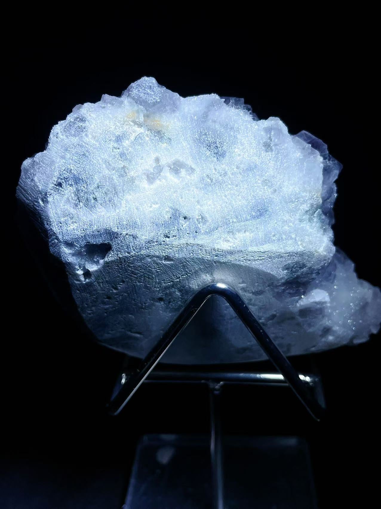 Pyramid fluorite specimen origin Fujian China