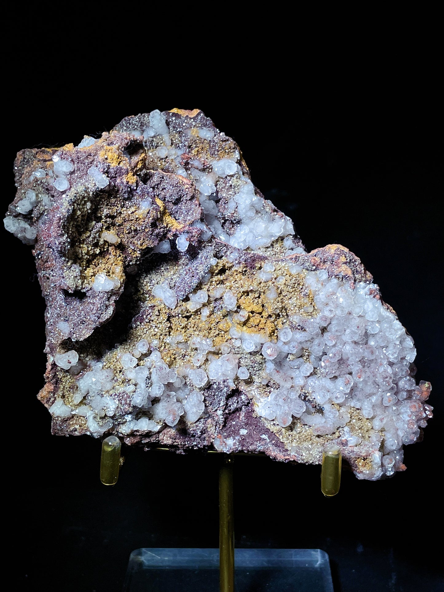 limonite  with calcite Hubei