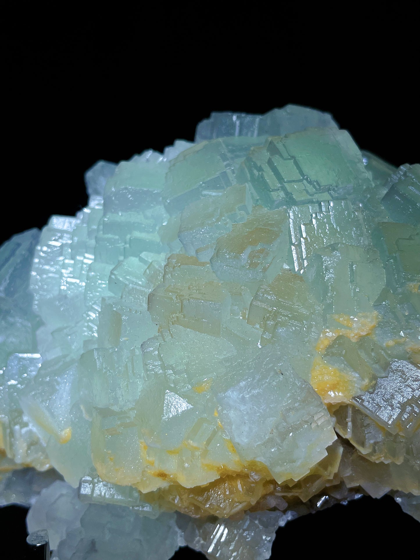 Hunan green fluorite specimen