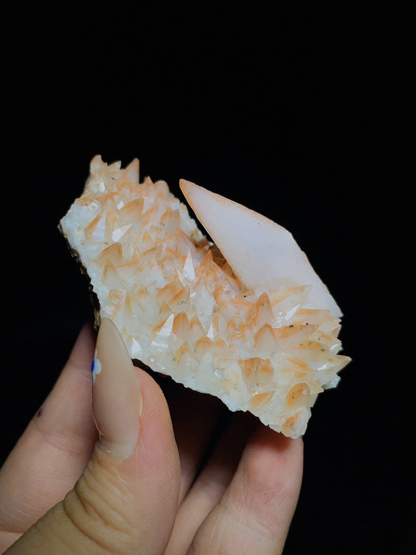 Dogtooth Calcite Cluster from Daye, Hubei, China.